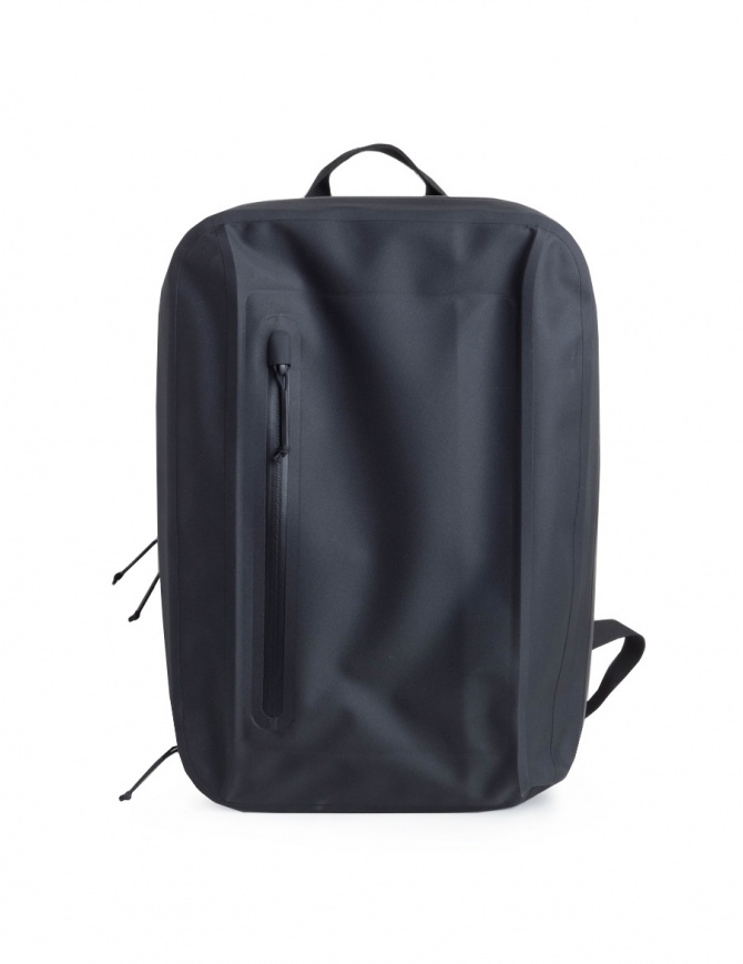 Allterrain by Descente black backpack with detachable pocket DAANGA11U BK bags online shopping