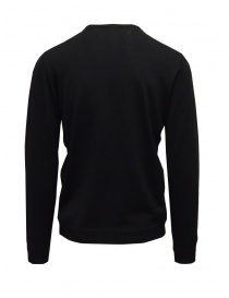 Goes Botanical black sweater V-neckline