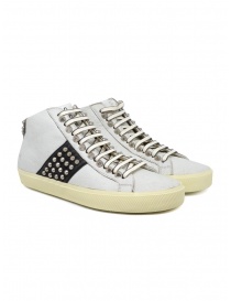 Calzature donna online: Leather Crown Studborn sneakers alte bianche e nere con borchie