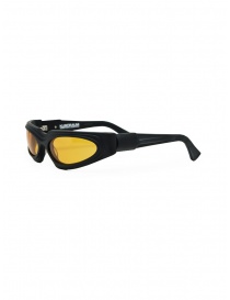 Kuboraum E21 BM matte black wraparound glasses with ochre lenses